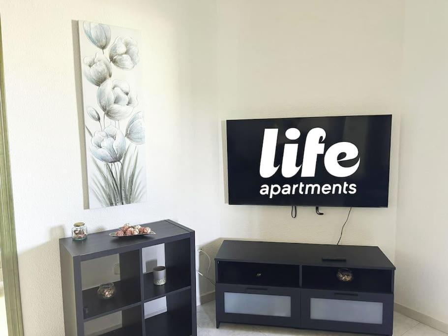 Apartment Life *